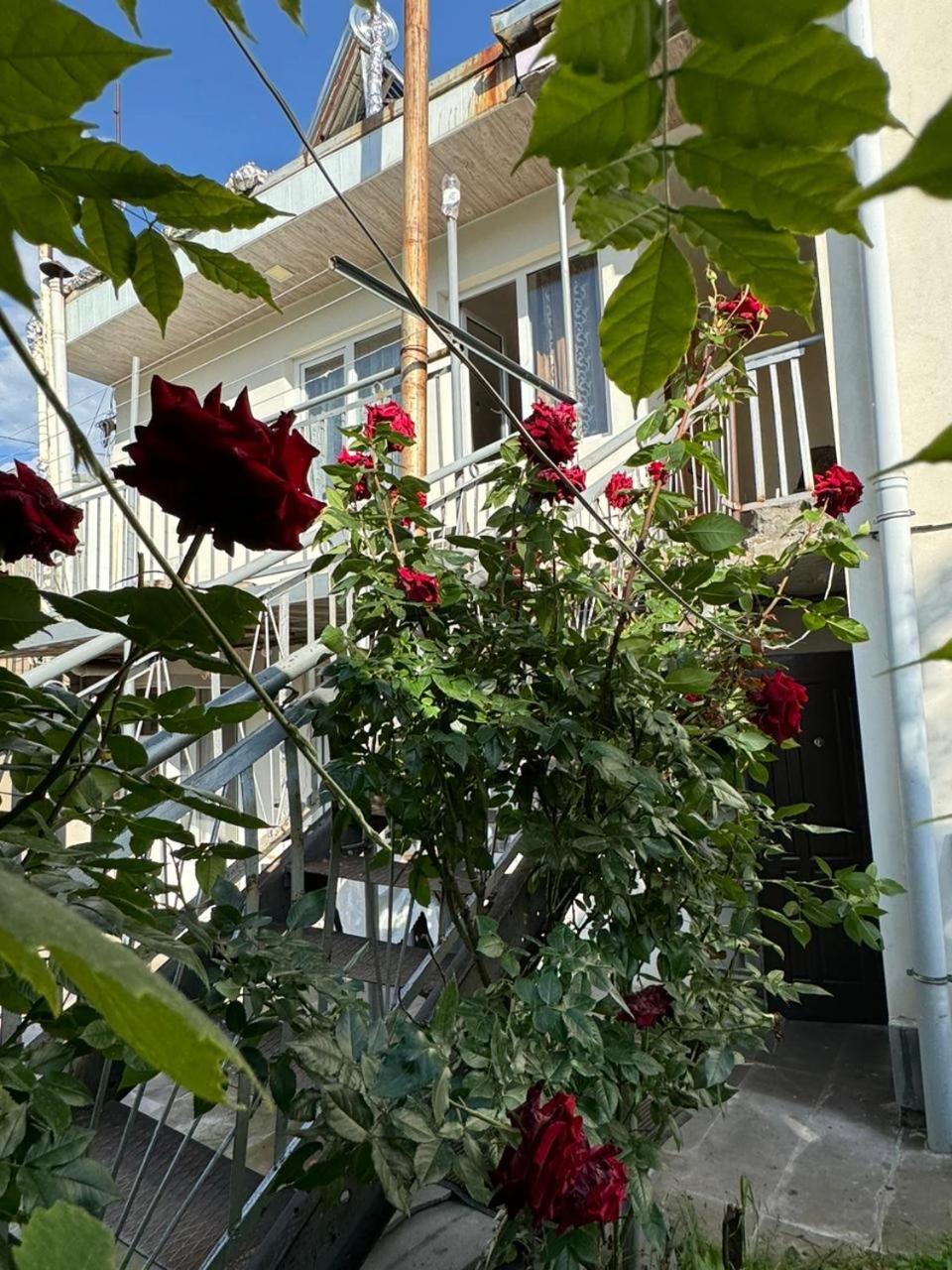 Center Hotel Goris Eksteriør billede